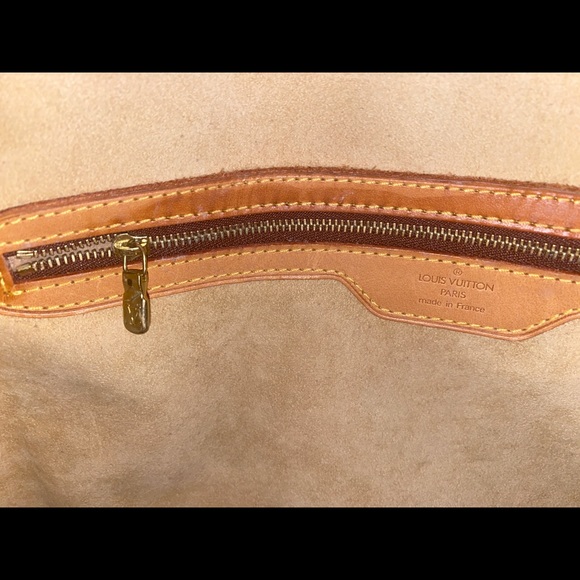 Louis Vuitton briefcase style bag in great condition - Picture 13 of 14